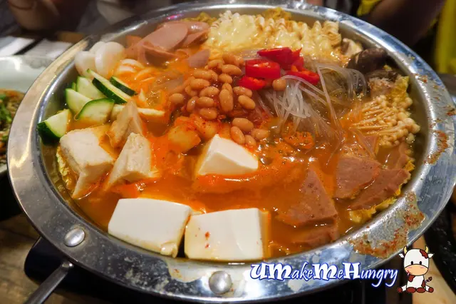 Army Jeongol with stew 