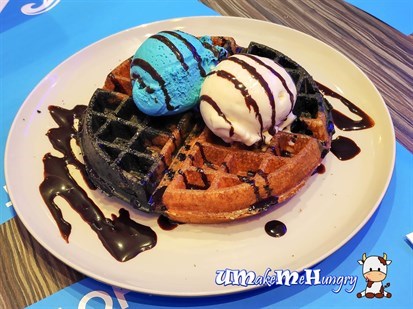 Mixed Batter Waffle with a scoop of Gelato - $10.50 / $12 (Classic / Premium)
