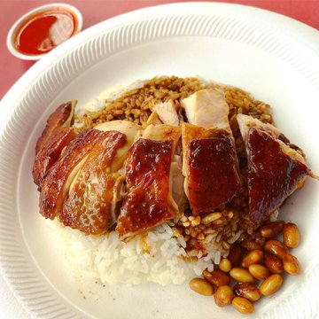 Soya Sauce Chicken Rice (油鸡饭)
