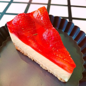 Strawberry Tofu Cheesecake