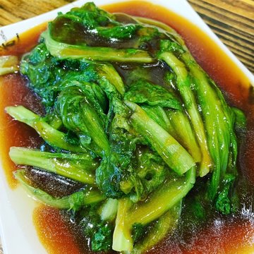 Lettuce with Oyster Sauce (蚝油生菜)