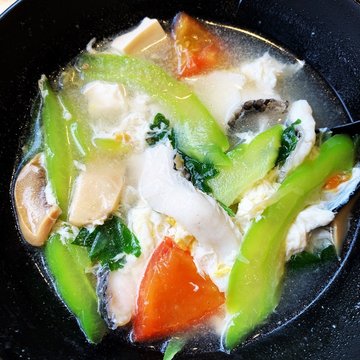 Bittergourd Soup with Sliced Fish (苦瓜鱼片汤)