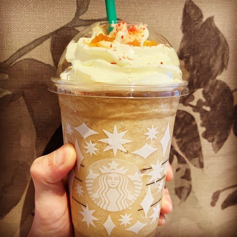 Creamy blend of Starbucks signature espresso frappuccino, steamed milk & spiced apples, topped with fluffy whipped cream, delicate drizzle of baked apple sauce & candied apple sprinkles.