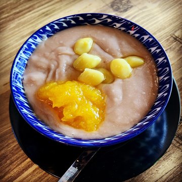 Yam Paste with Pumpkin & Gingko Nut (金瓜白果芋泥)