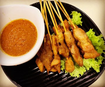 BBQ Chicken Satay (烧烤鸡肉沙爹)