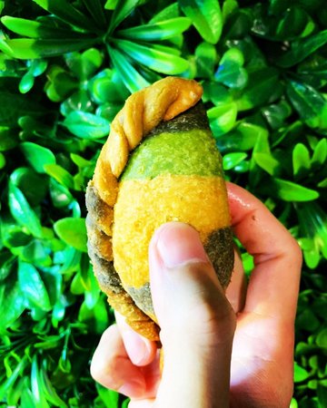 Mala Chicken Camou Puff