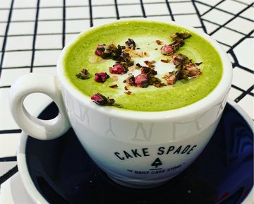 Matcha Rose Latte