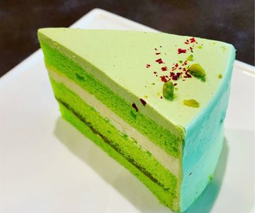 Pistachio Rose Cake 