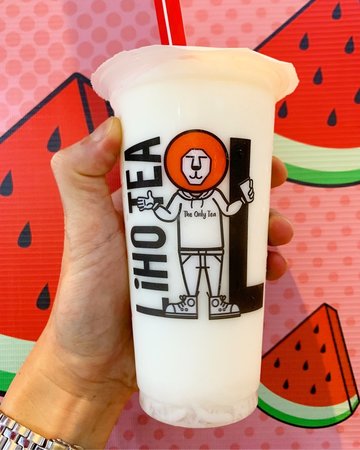 Signature Coconut Shake (招牌椰子奶昔)