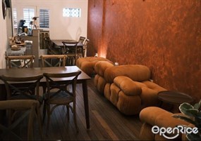 Siësta Singapore Café