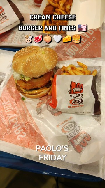 Cream Cheese Burger and Fries 🇺🇸🐮🥩🧅🤍🧀🍟