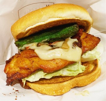 Chik Kut Teh Burger (鸡骨茶汉堡)