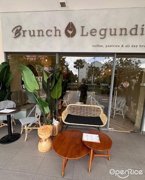 Brunch at Legundi