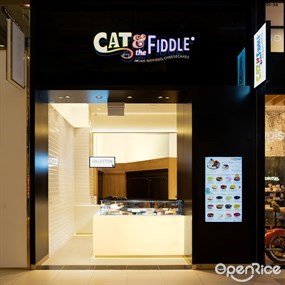 Cat & the Fiddle Cakes
