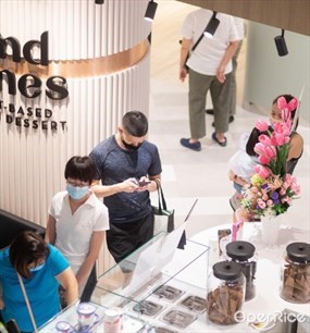 Kind Kones i12 Katong
