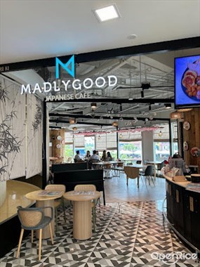 Madlygood Japanese Café