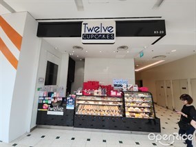 Twelve Cupcakes