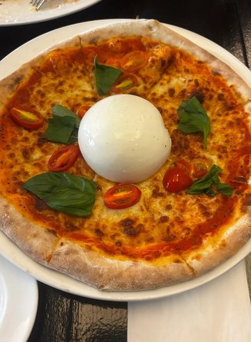 Burrata Pizza