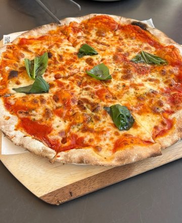 Pizza Margherita