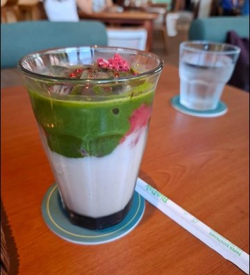 Strawberry Matcha Latte