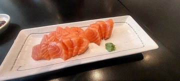sashimi salmon